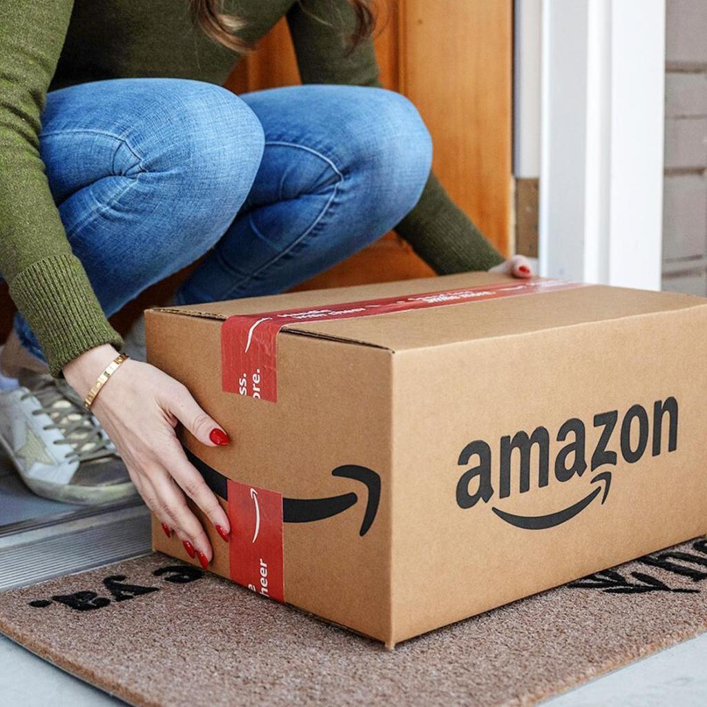 Earn Extra Income in Dubai: Amazon Introduces On-Foot Delivery Jobs