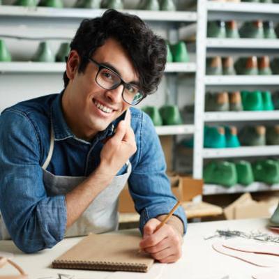 Can Teenagers Start a Business in the UAE? Minimum Age to Start a Business and What It Means for Young Entrepreneurs