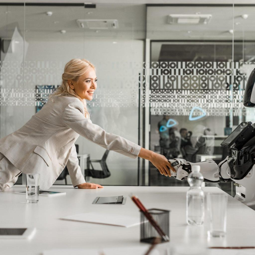 AI in UAE Jobs: How Artificial Intelligence Could Control Recruitment and Workflows