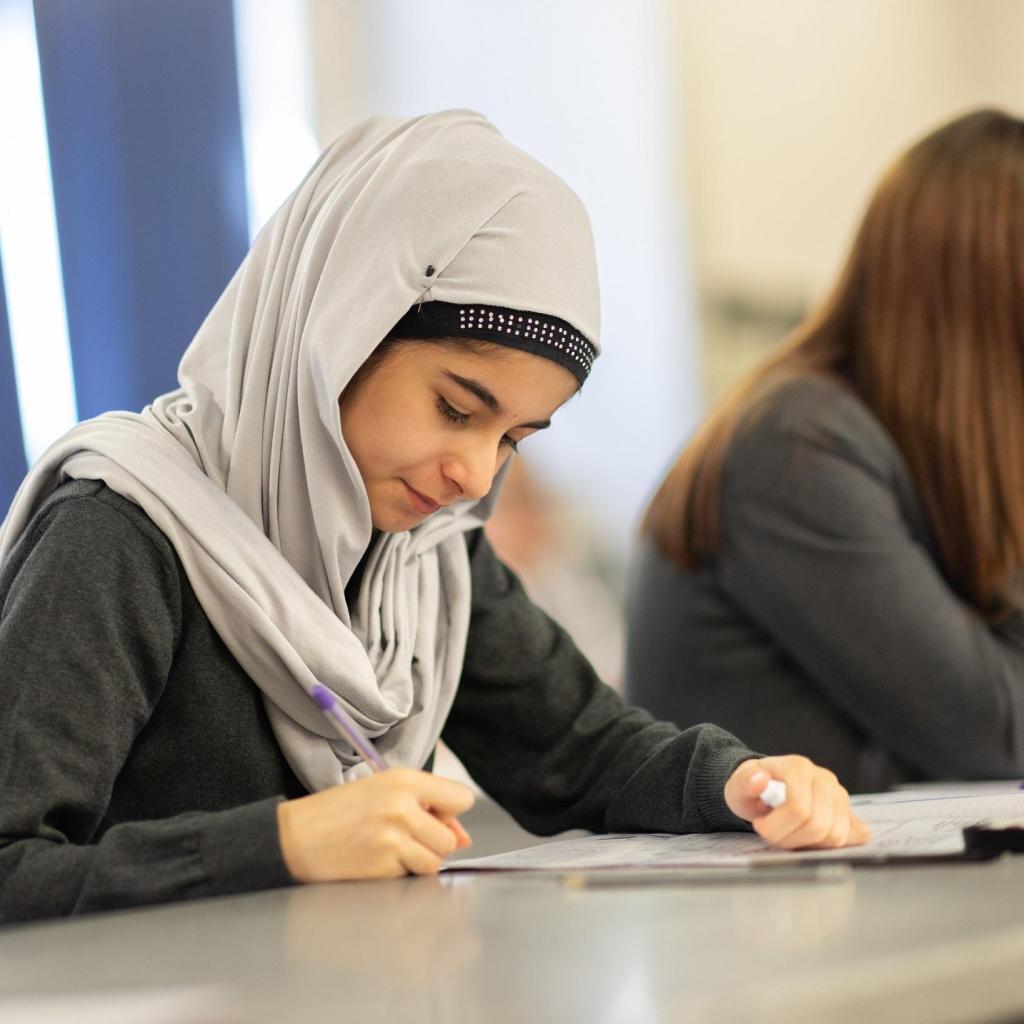 UAE Retake Exams End Thursday; Final Results on July 14 Ministry of Education Confirms No Grade Changes After Results Are Released