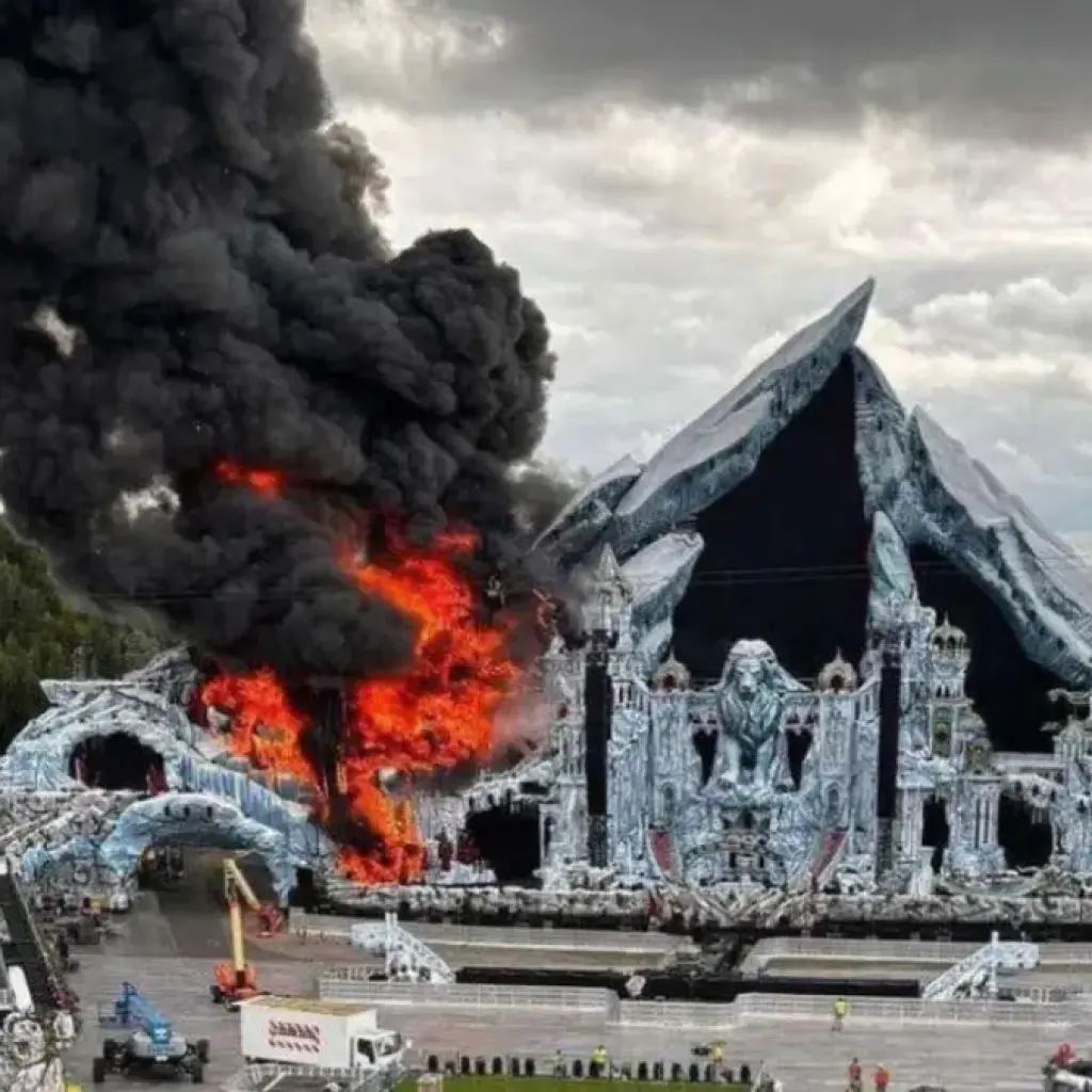Blaze Destroys Tomorrowland Mainstage Just Days Before Festival; Organizers and UAE Fans Stay Hopeful